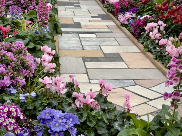 Cost of Garden Path Installation in Janesville